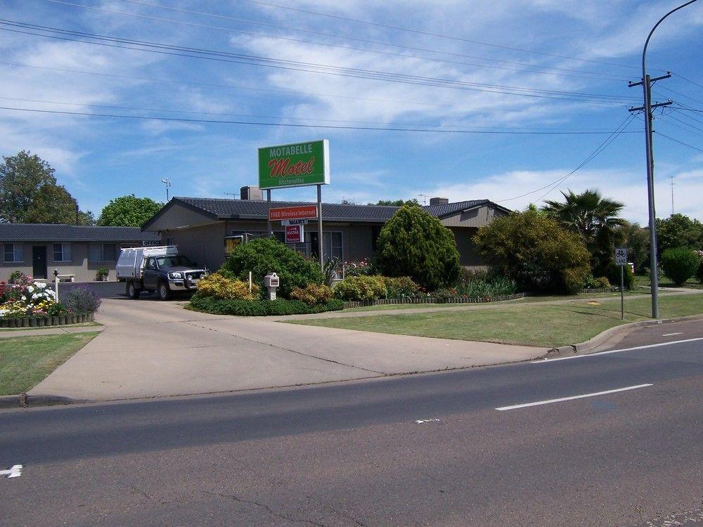 South Tamworth Motor Inn Dış mekan fotoğraf