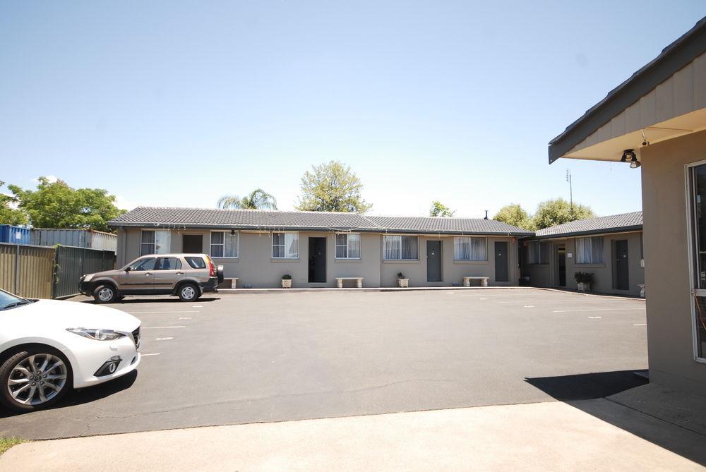 South Tamworth Motor Inn Dış mekan fotoğraf