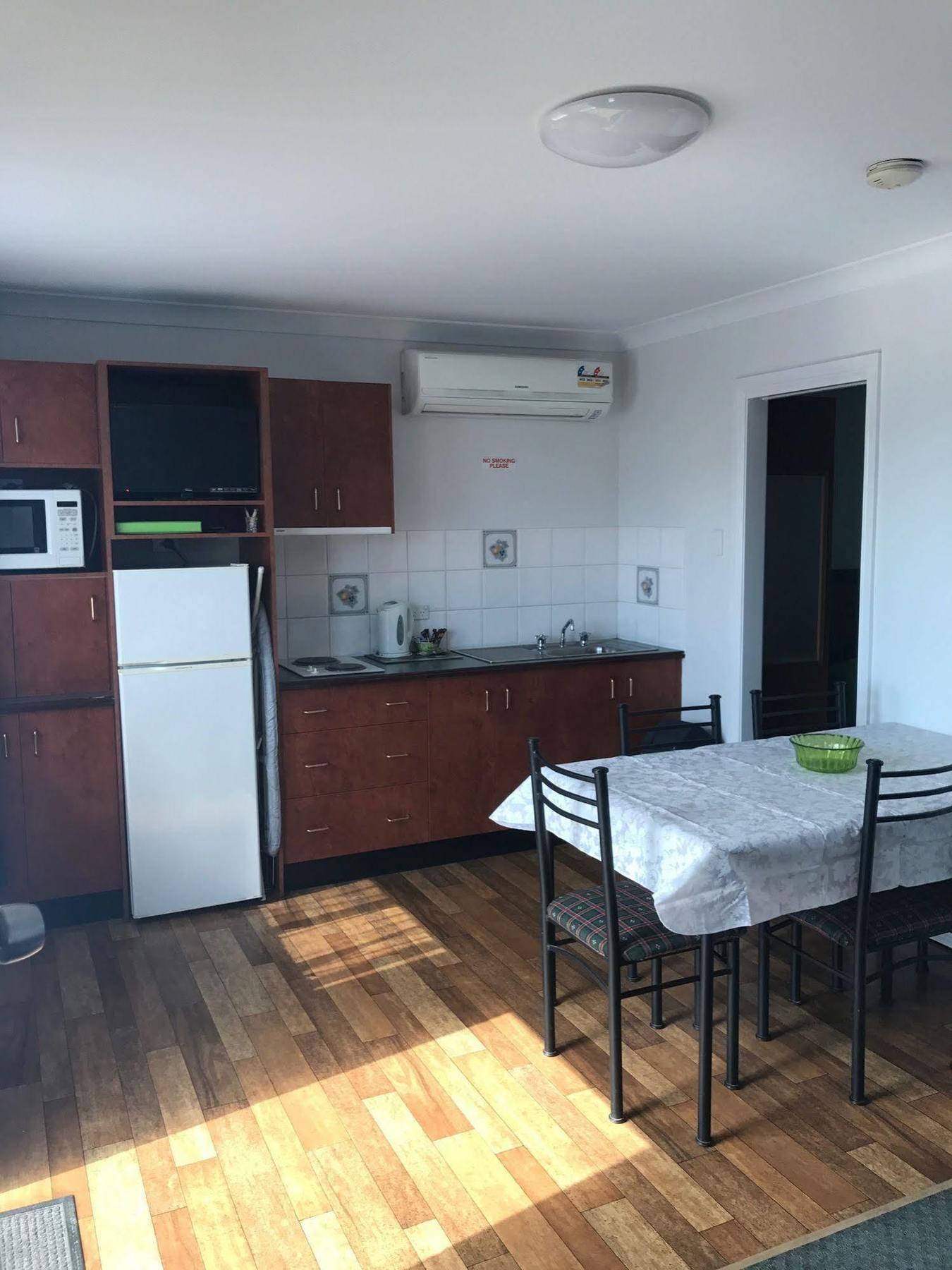 South Tamworth Motor Inn Dış mekan fotoğraf